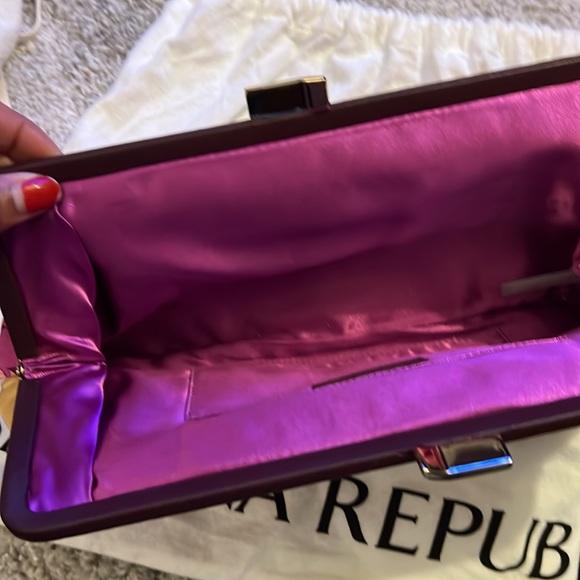 Banana Republic floral clutch - Picture 3 of 3
